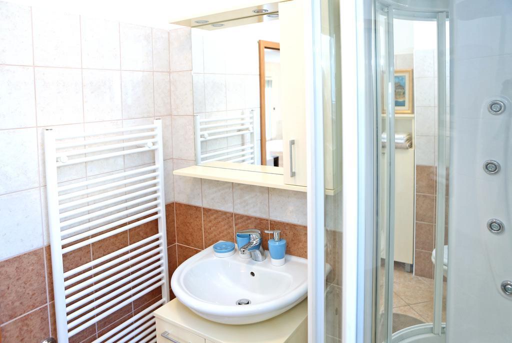 City Gallery Apartment Zadar Exterior photo