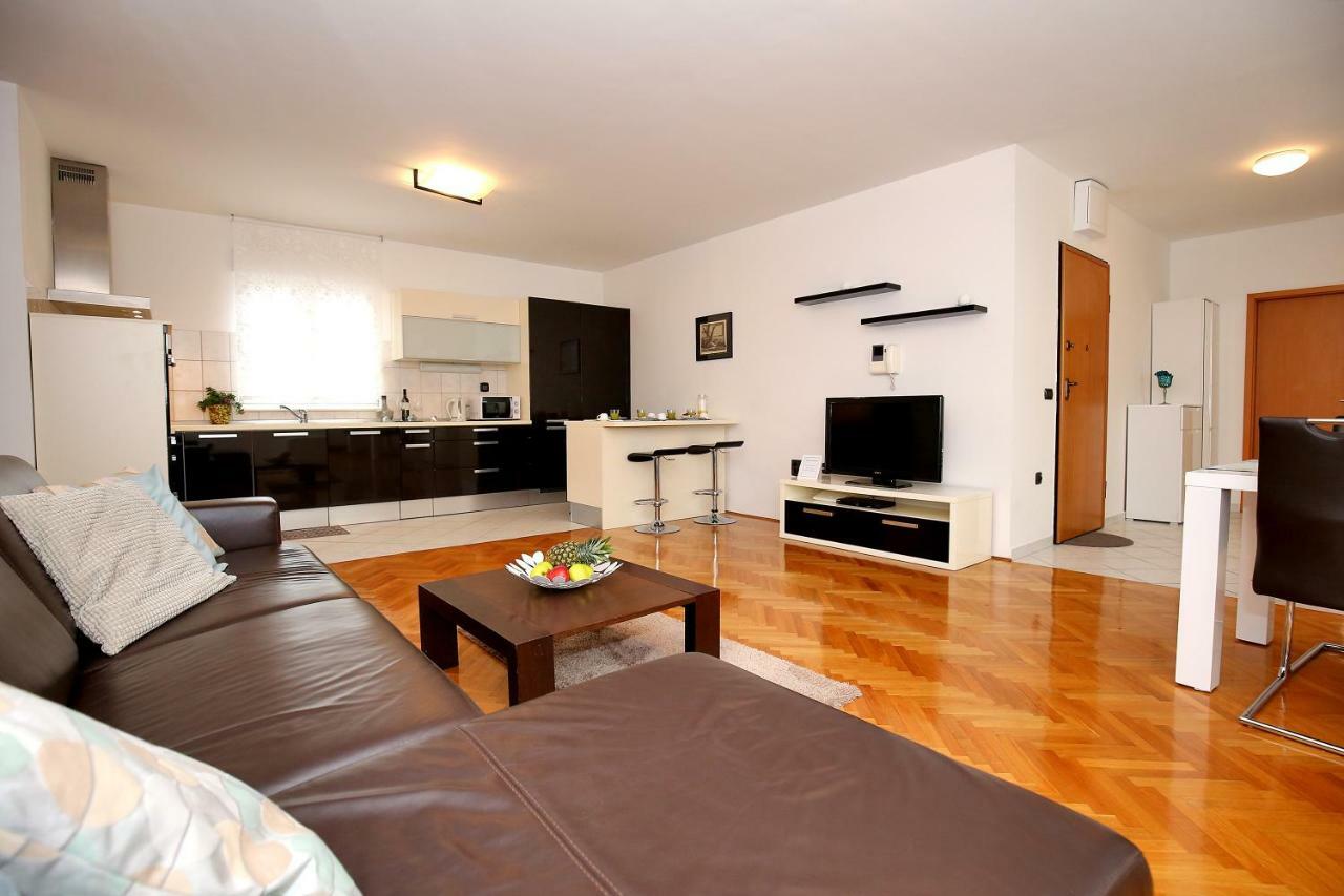 City Gallery Apartment Zadar Exterior photo